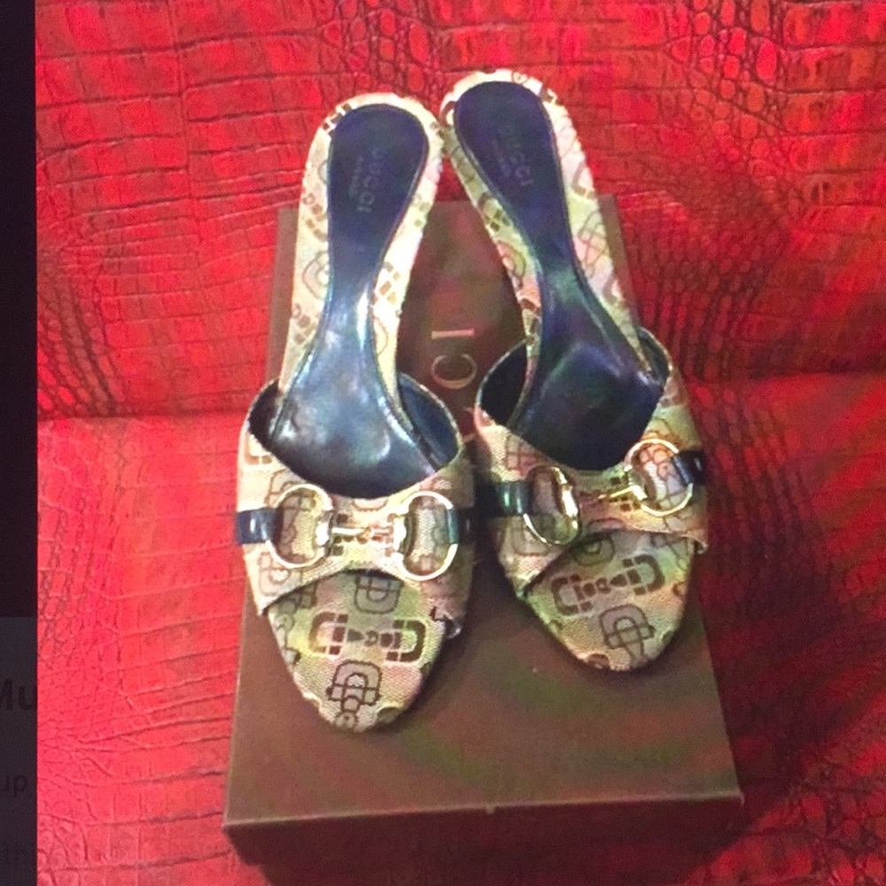 Authentic Gucci Horsebit Mules / Slides - image 1